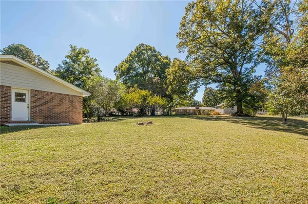 $2,000 | 1798 Dogwood Court Southwest, Snellville, GA 30078