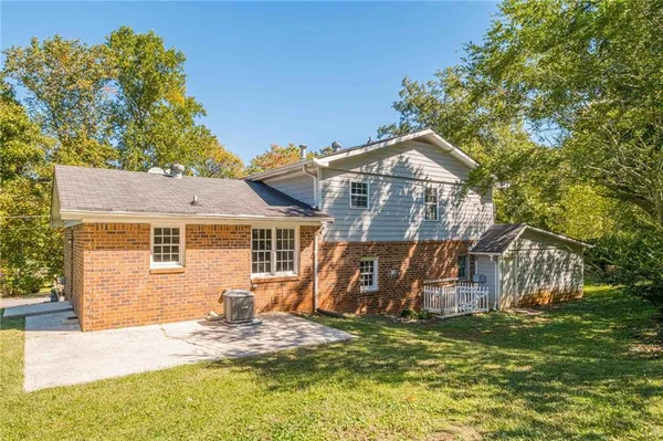$2,000 | 1798 Dogwood Court Southwest, Snellville, GA 30078