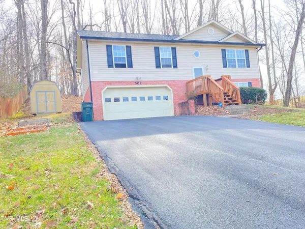 $339,700 | 507 Emma Grace Drive, Jonesborough, TN 37659