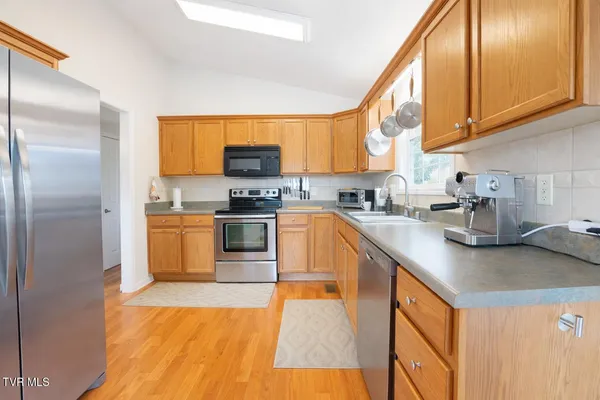 $339,700 | 507 Emma Grace Drive, Jonesborough, TN 37659