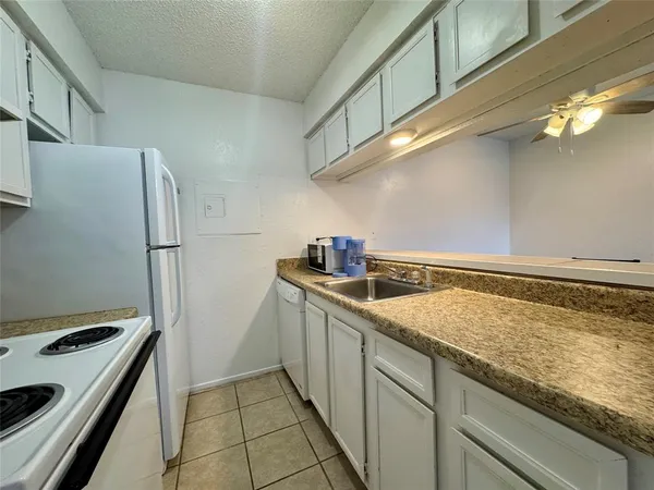 $2,400 | 750 North Judge Ely Boulevard, Abilene, TX 79601