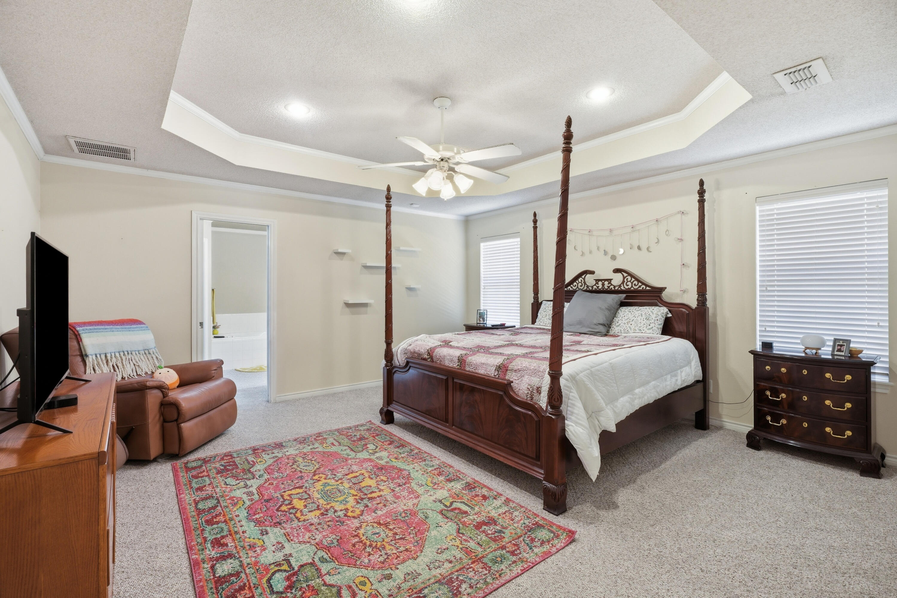 5604 101st Street Lubbock, TX 79424 - Photo 13 of 29 23-5604_101st_St_019