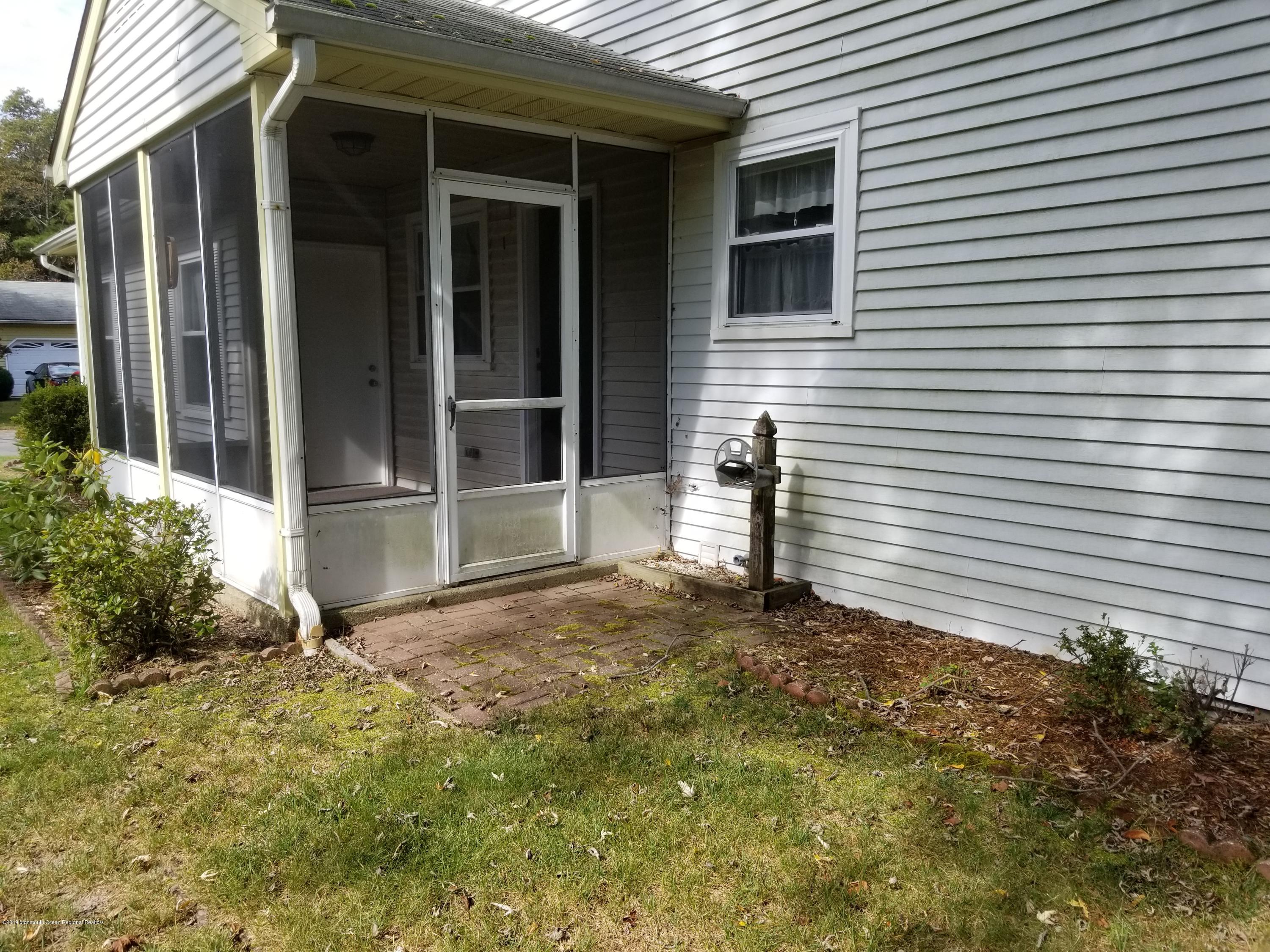 6 B Medford Road Whiting, NJ 08759 - Photo 23 of 25 20191010_120801