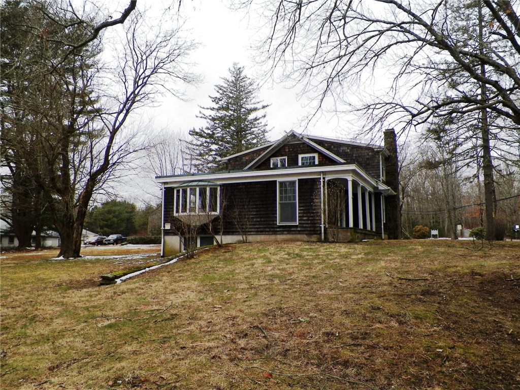 173 Skunk Hill Road Hopkinton, RI 02832 - Photo 3 of 15 Gallery Image 3
