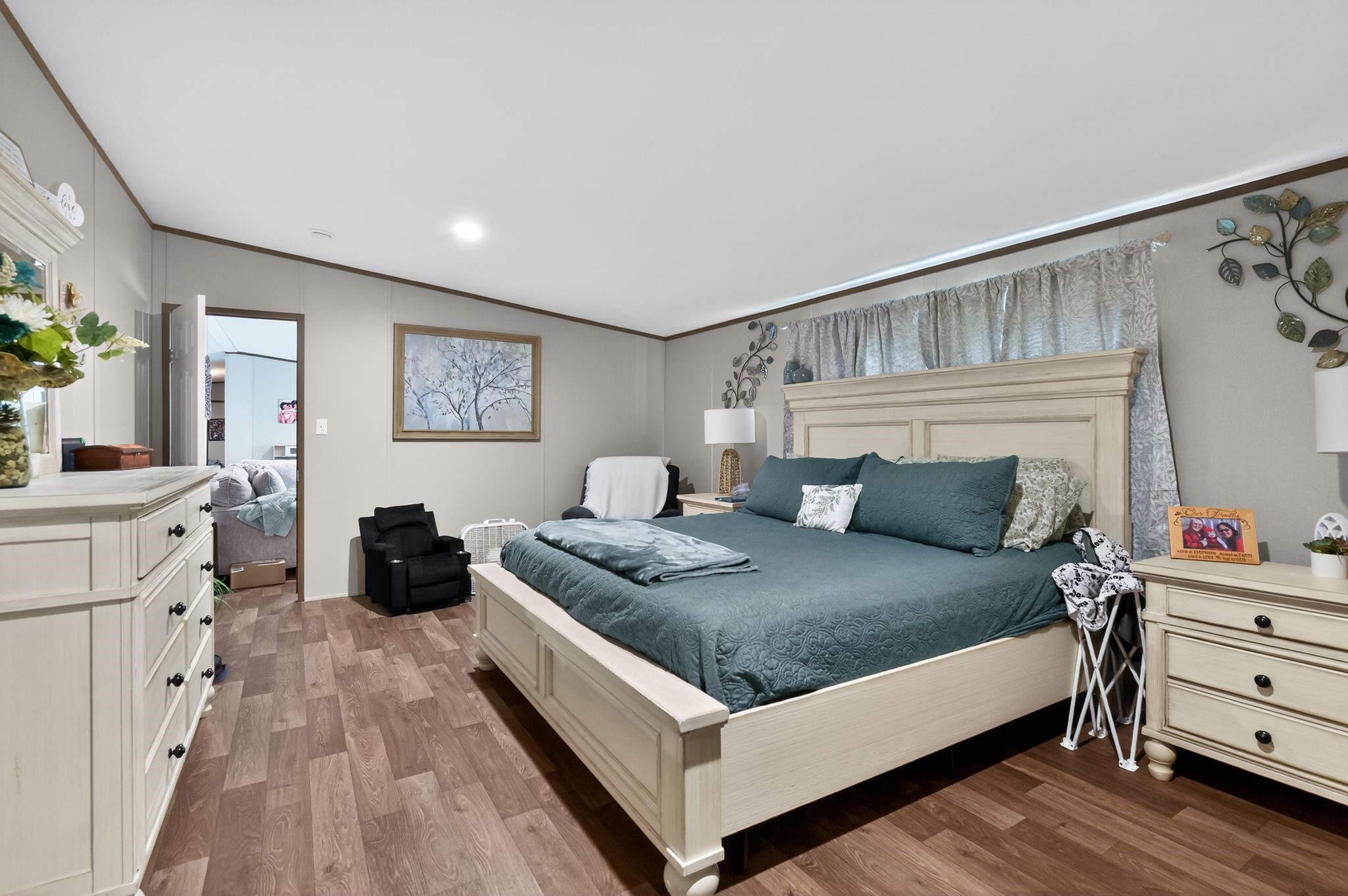 153 Cedar Grove Loop Copperas Cove, TX 76522 - Photo 4 of 11 Primary Bedroom is plenty big for your king size bed