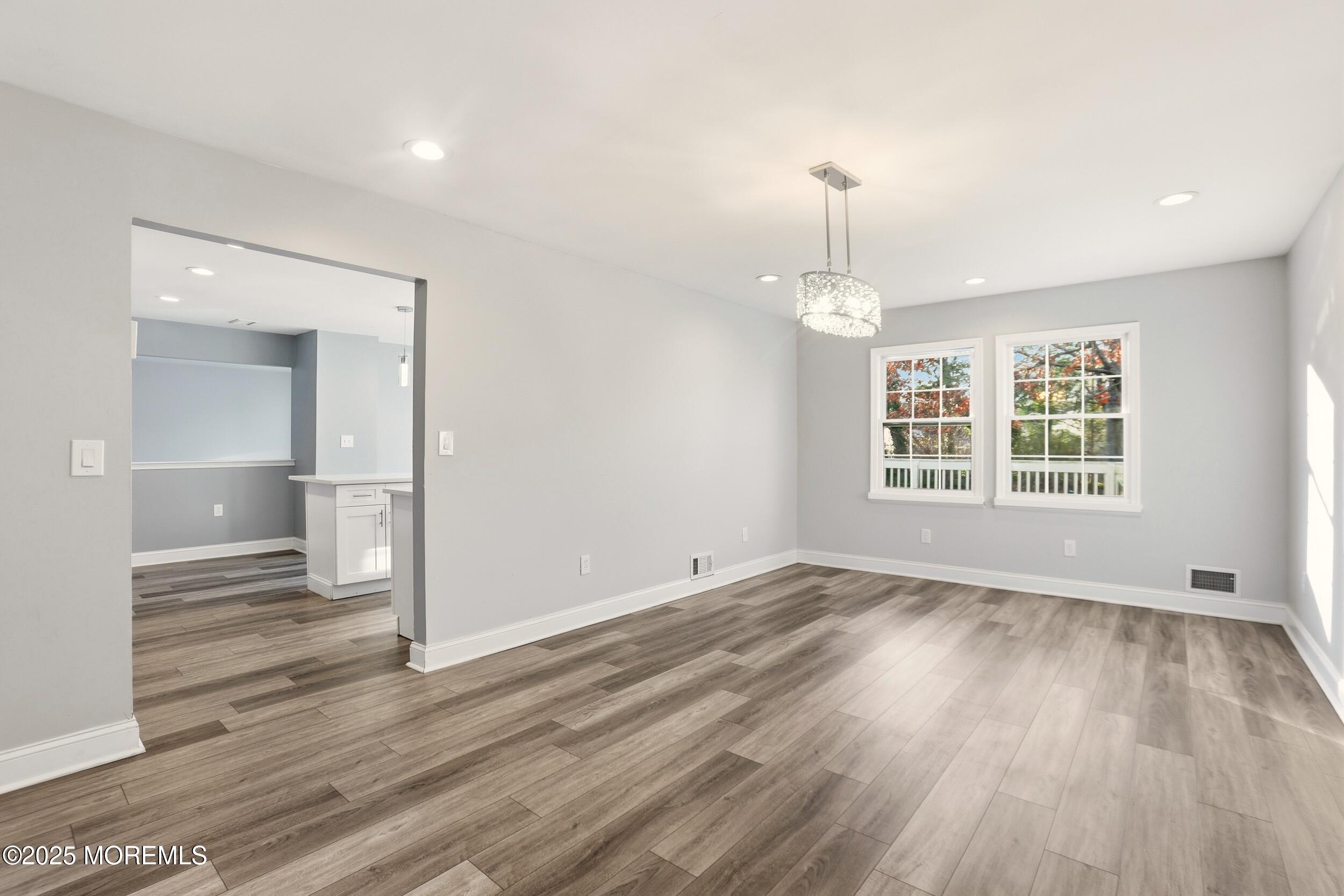 1634 Old Freehold Road Toms River, NJ 08755 - Photo 1 of 41 12_img_5306