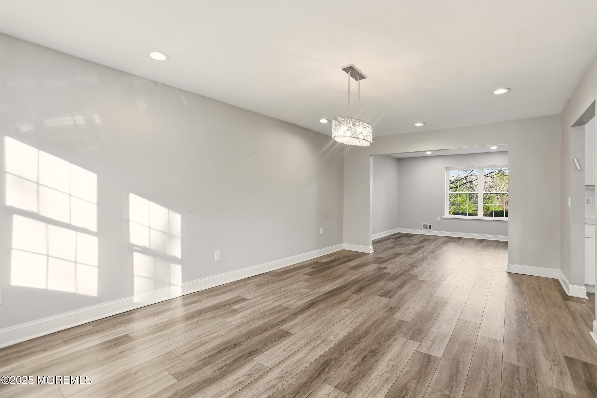 1634 Old Freehold Road Toms River, NJ 08755 - Photo 2 of 41 13_img_5309