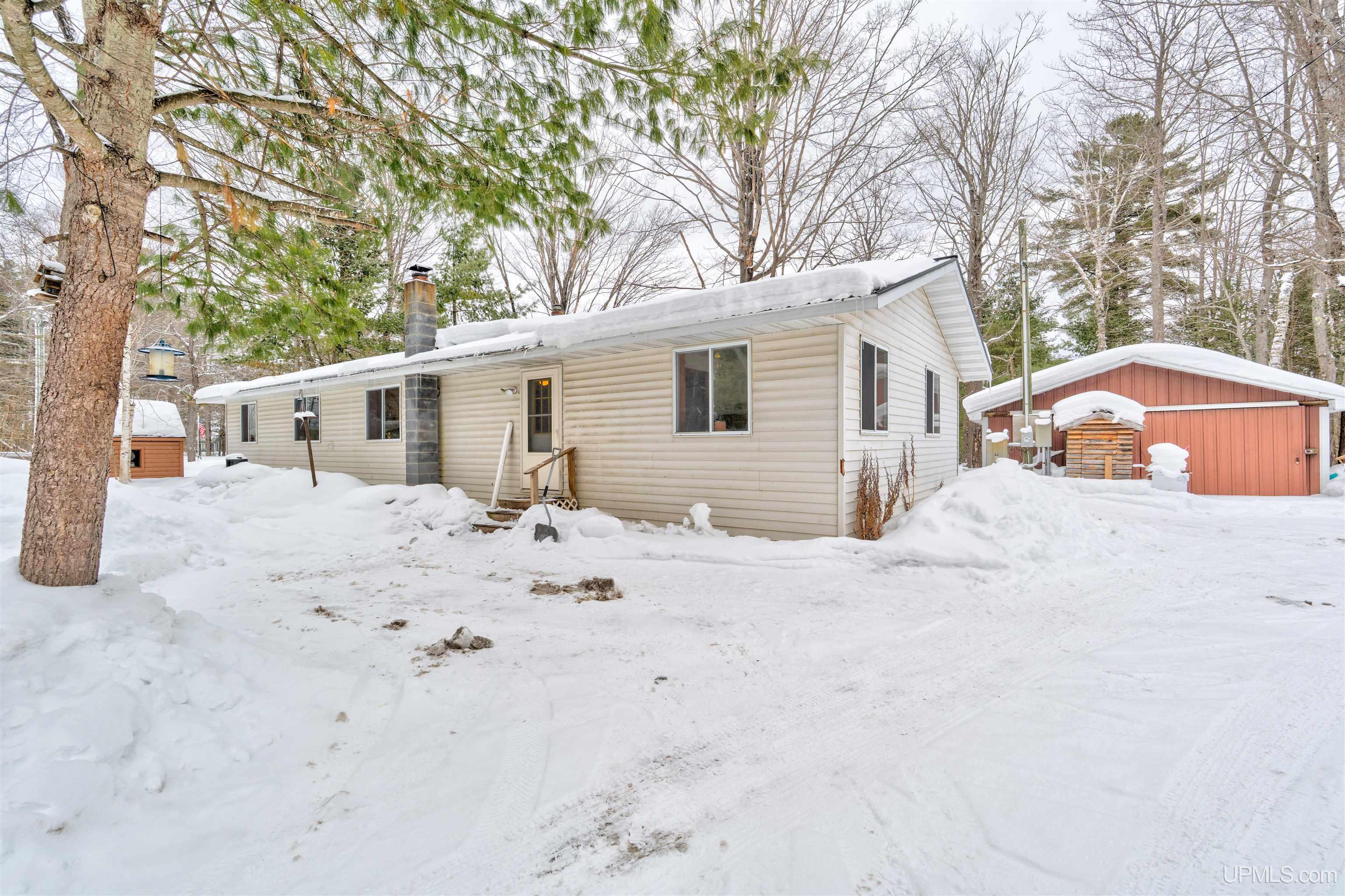 14738 Ll Road Wetmore, MI 49895 - Photo 21 of 37