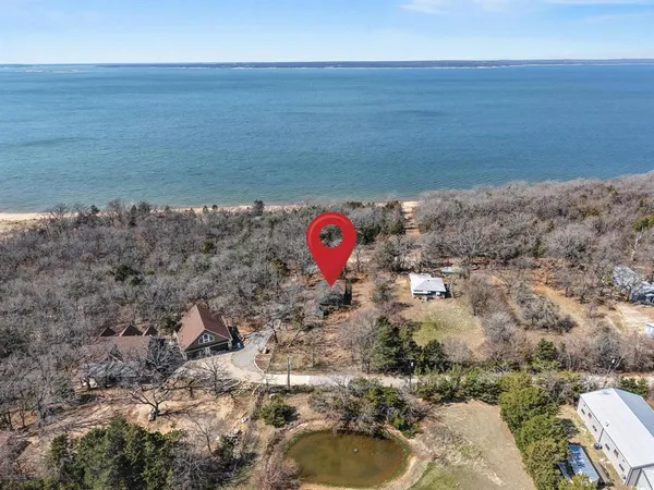 $399,900 | 138 Lake Front Court, Pottsboro, TX 75076