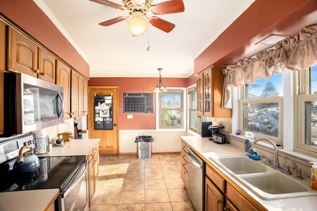 $225,000 | 5710 Houston Road, Eaton Rapids, MI 48827