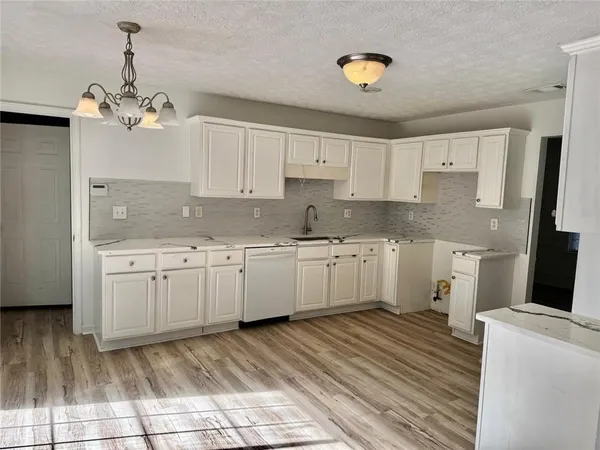 $2,400 | 4071 Plantation Mill Drive, Buford, GA 30519