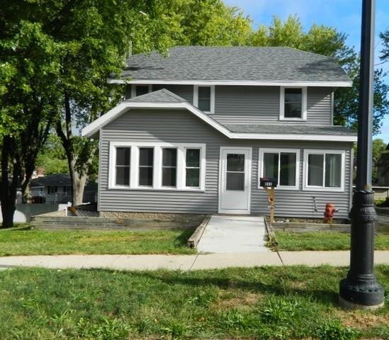 311 West Racine Street Jefferson, WI 53549 - Photo 1 of 1 Gallery Image 1