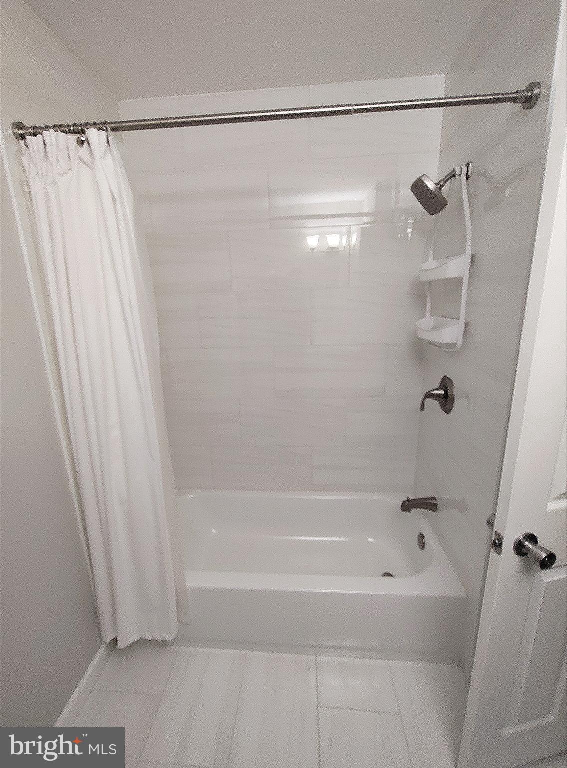 809 Anthony Road Atco, NJ 08004 - Photo 24 of 38 Newly tiled hallway bath