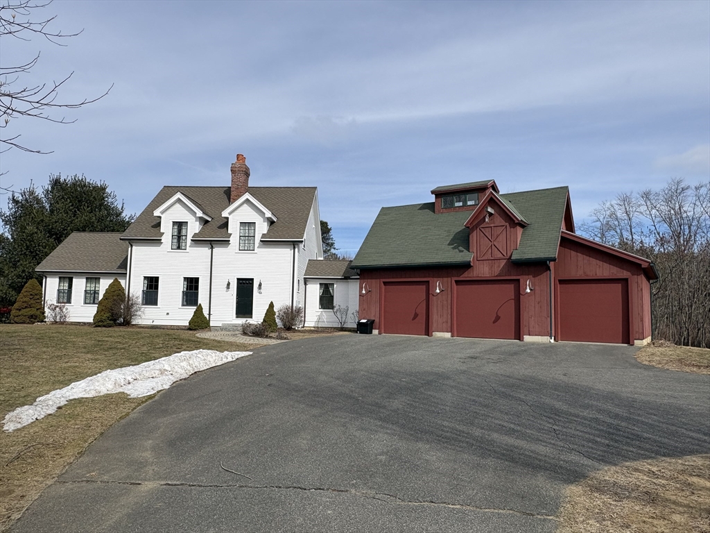 90 Whately Road Deerfield, MA 01373 - Photo 2 of 24