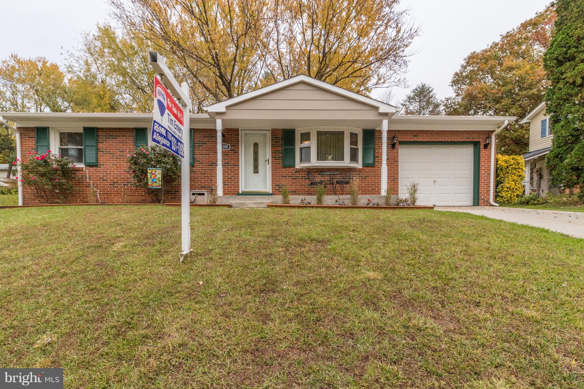 14319 Fullerton Road Woodbridge, VA 22193 - Photo 1 of 24 Exterior (Front)