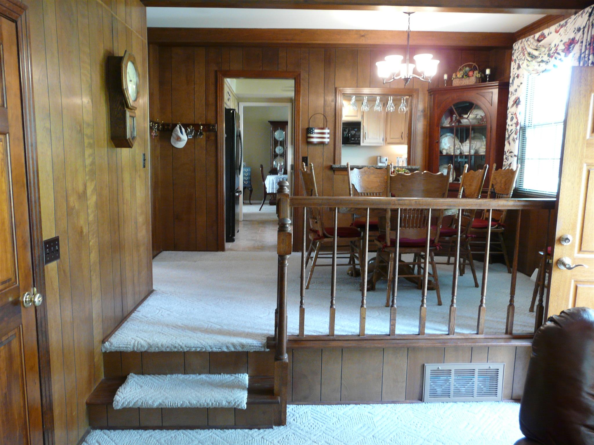 5333 Overton Road Nashville, TN 37220 - Photo 9 of 18 Breakfast dining off of kitchen and open to den.