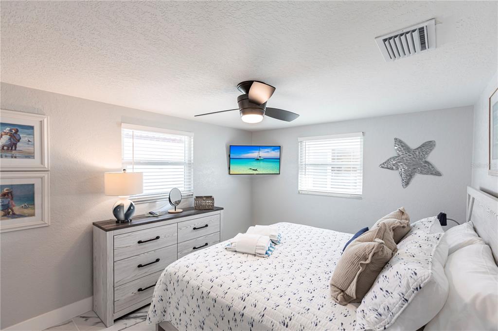 6154 Midnight Pass Road, Unit C16 Sarasota, FL 34242 - Photo 8 of 18