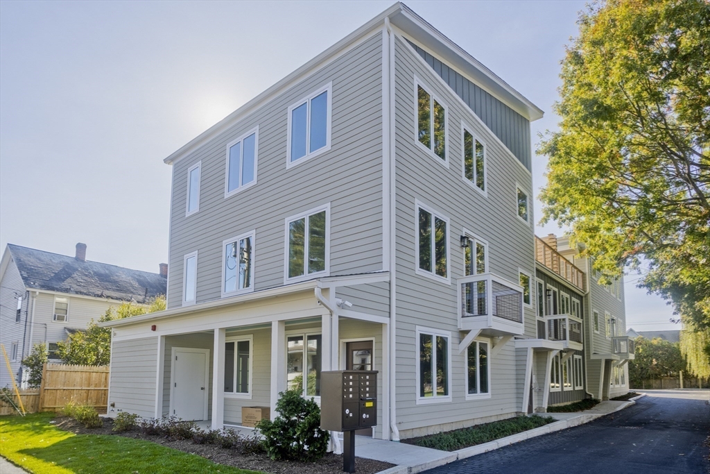 107 Williams Street, Unit 2B Northampton, MA 01060 - Photo 9 of 10