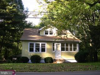 1530 River Road Washington Crossing, PA 18977 - Photo 1 of 6 Gallery Image 1