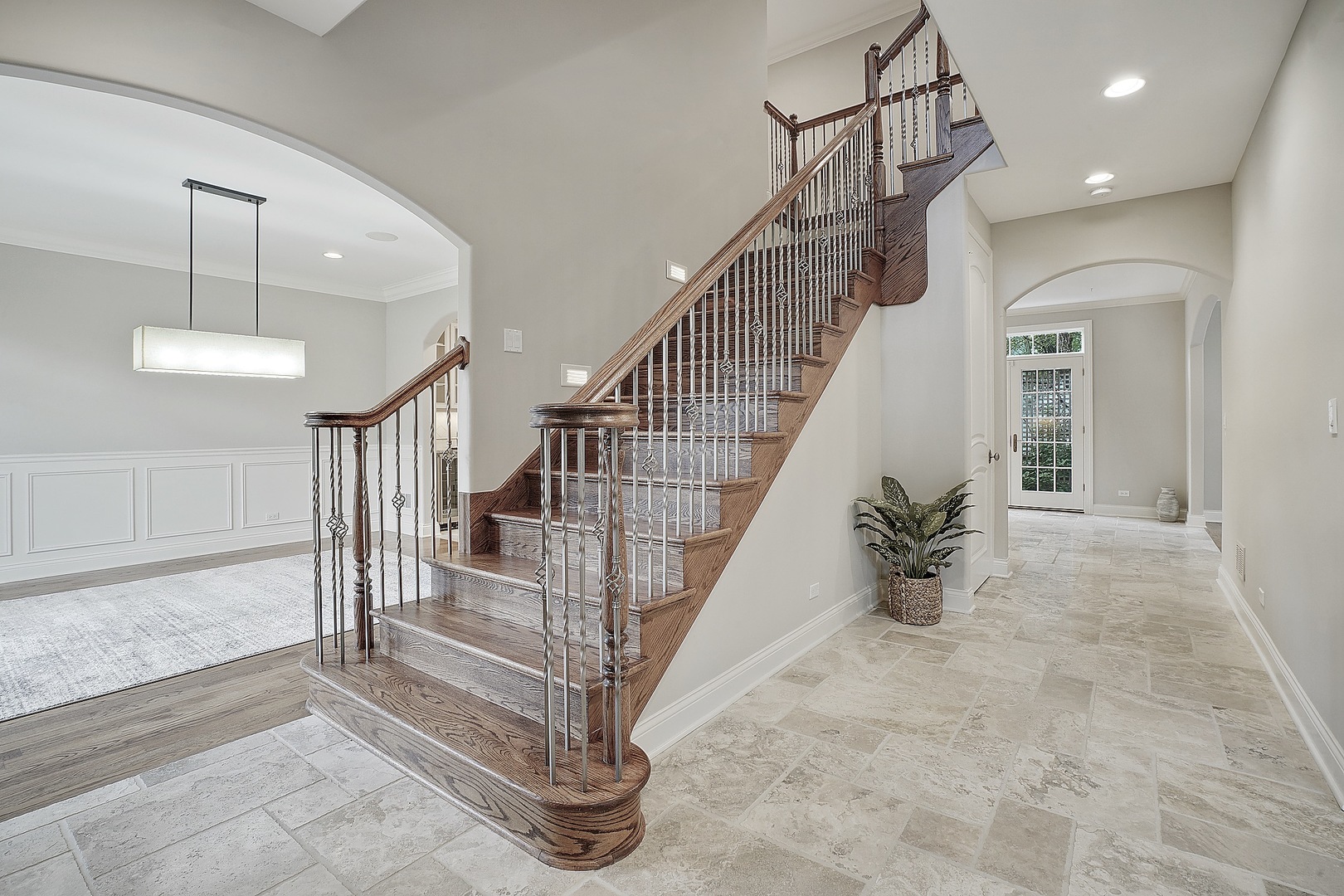 1004 Lee Road Northbrook, IL 60062 - Photo 6 of 30 a view of entryway and hall