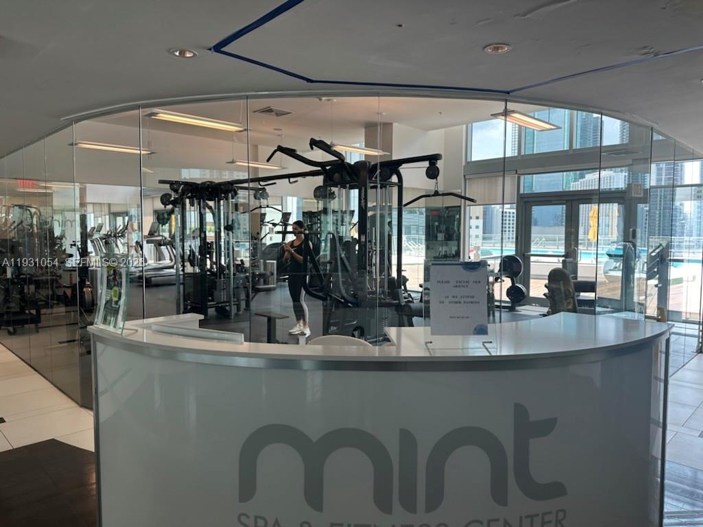 92 Southwest 3rd Street, Unit 1408 Miami, FL 33130 - Photo 10 of 15