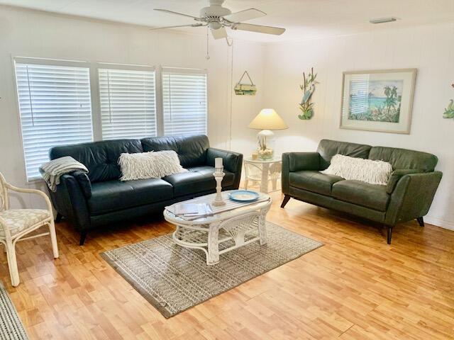 505 North Ruby Avenue Key Largo, FL 33037 - Photo 10 of 52 LIVING ROOM