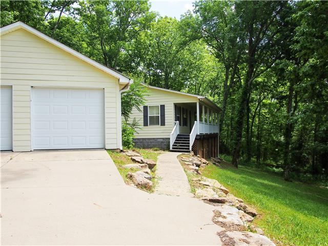 3494 Booker Ridge Road Mount Pleasant, TN 38474 - Photo 2 of 20 Side view from driveway
