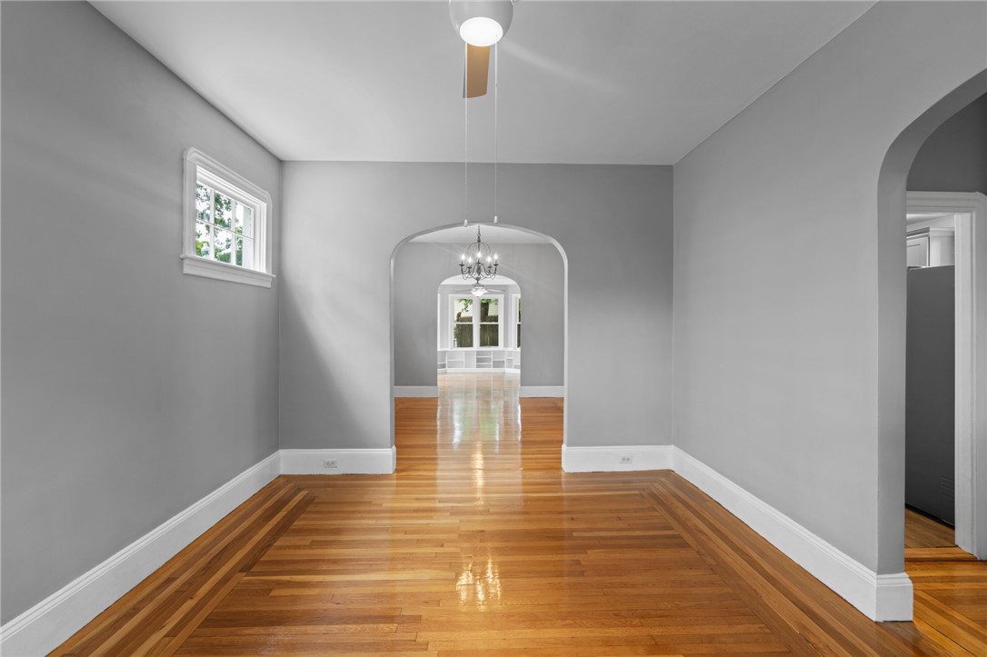 107 Overhill Road Providence, RI 02906 - Photo 3 of 23