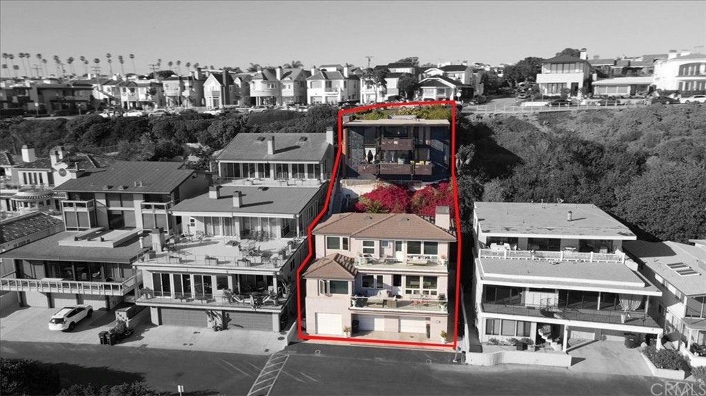 3047 Ocean Boulevard Corona del Mar, CA 92625 - Photo 30 of 53 a front view of a multi story building