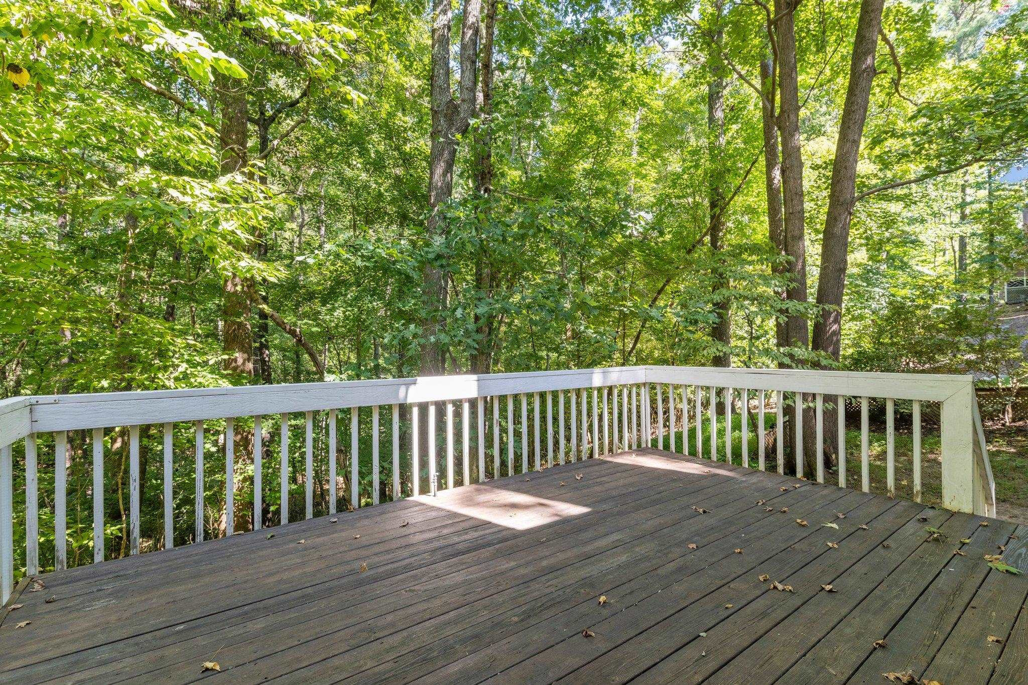 5636 North Hawthorne Way Raleigh, NC 27613 - Photo 20 of 28 Photo 20
