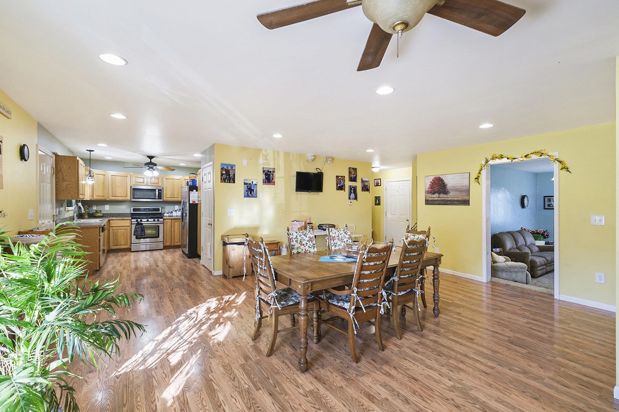 12413 Nichols Road Montrose, MI 48457 - Photo 6 of 32 Gallery Image 6