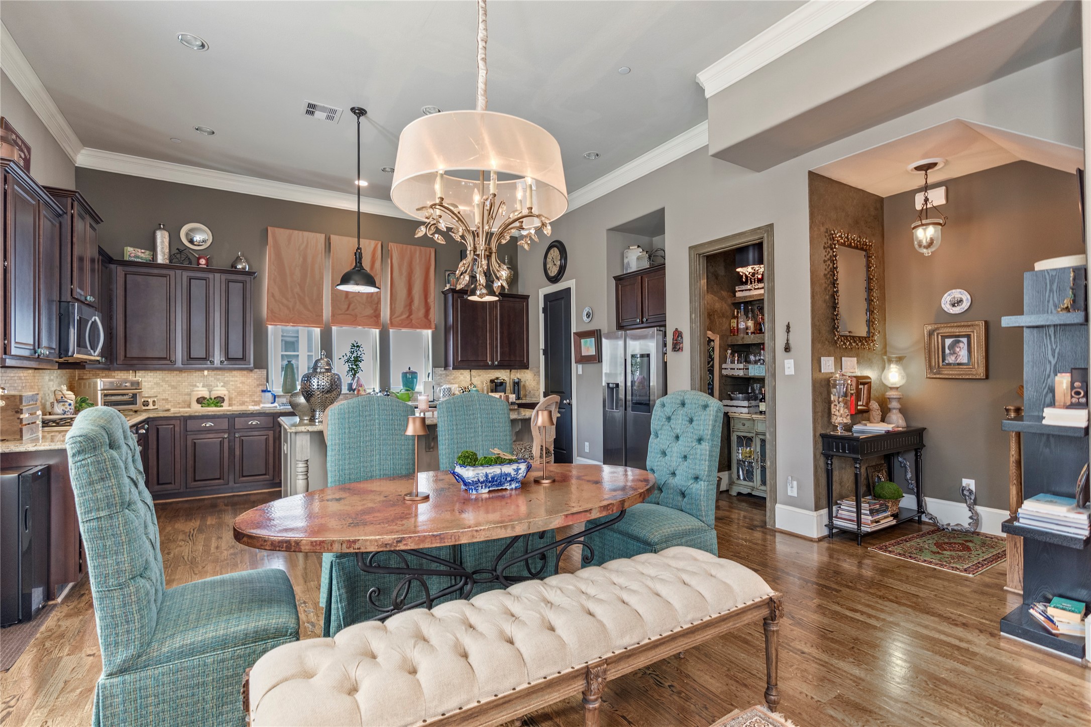 1102 Thompson Street Houston, TX 77007 - Photo 11 of 35