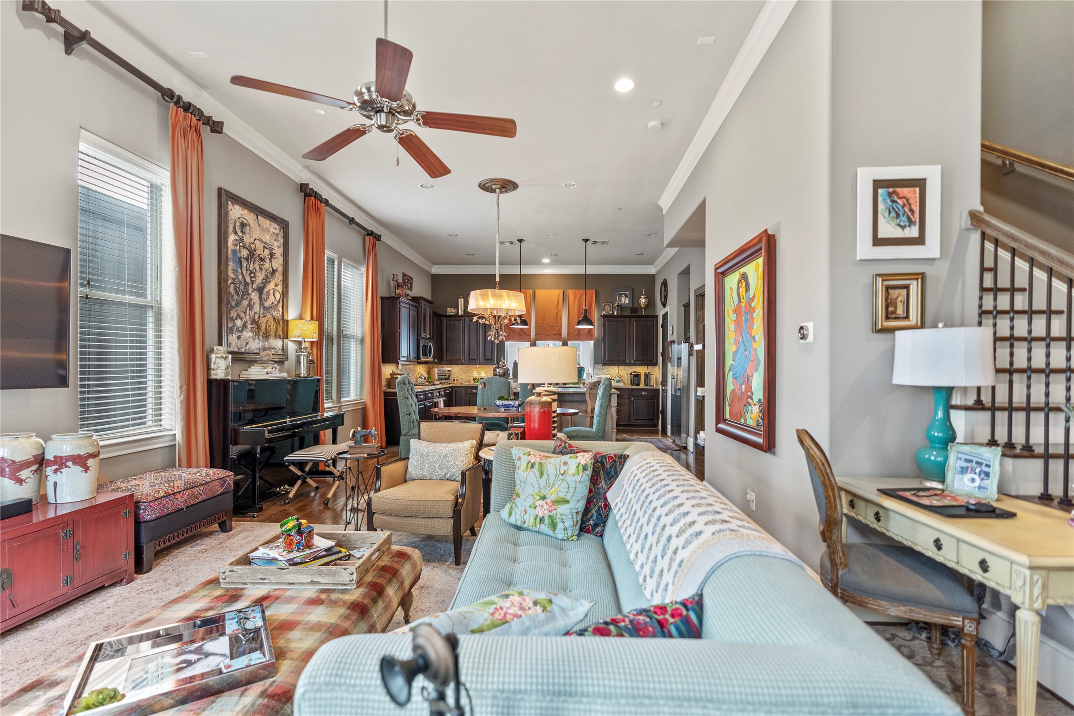 1102 Thompson Street Houston, TX 77007 - Photo 13 of 35 a living room with furniture kitchen view and a large window