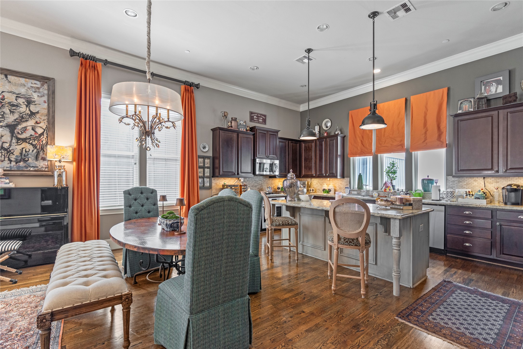 1102 Thompson Street Houston, TX 77007 - Photo 9 of 35