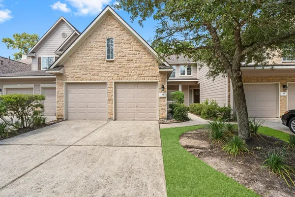 $2,275 | 31 West Greenhill Terrace Place, The Woodlands, TX 77382