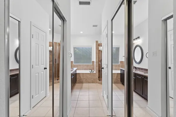 $2,275 | 31 West Greenhill Terrace Place, The Woodlands, TX 77382