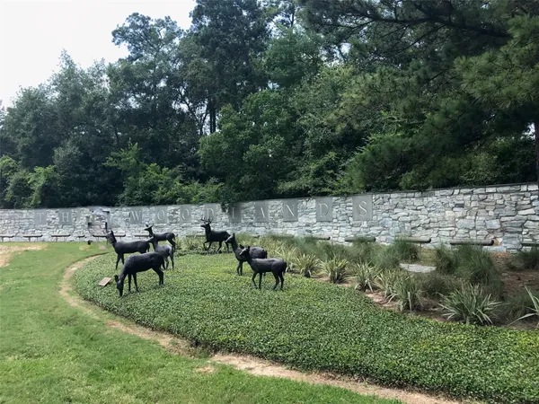 $2,275 | 31 West Greenhill Terrace Place, The Woodlands, TX 77382