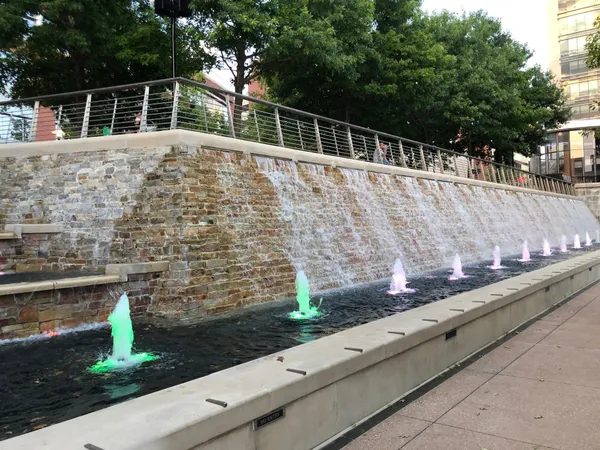 $2,275 | 31 West Greenhill Terrace Place, The Woodlands, TX 77382