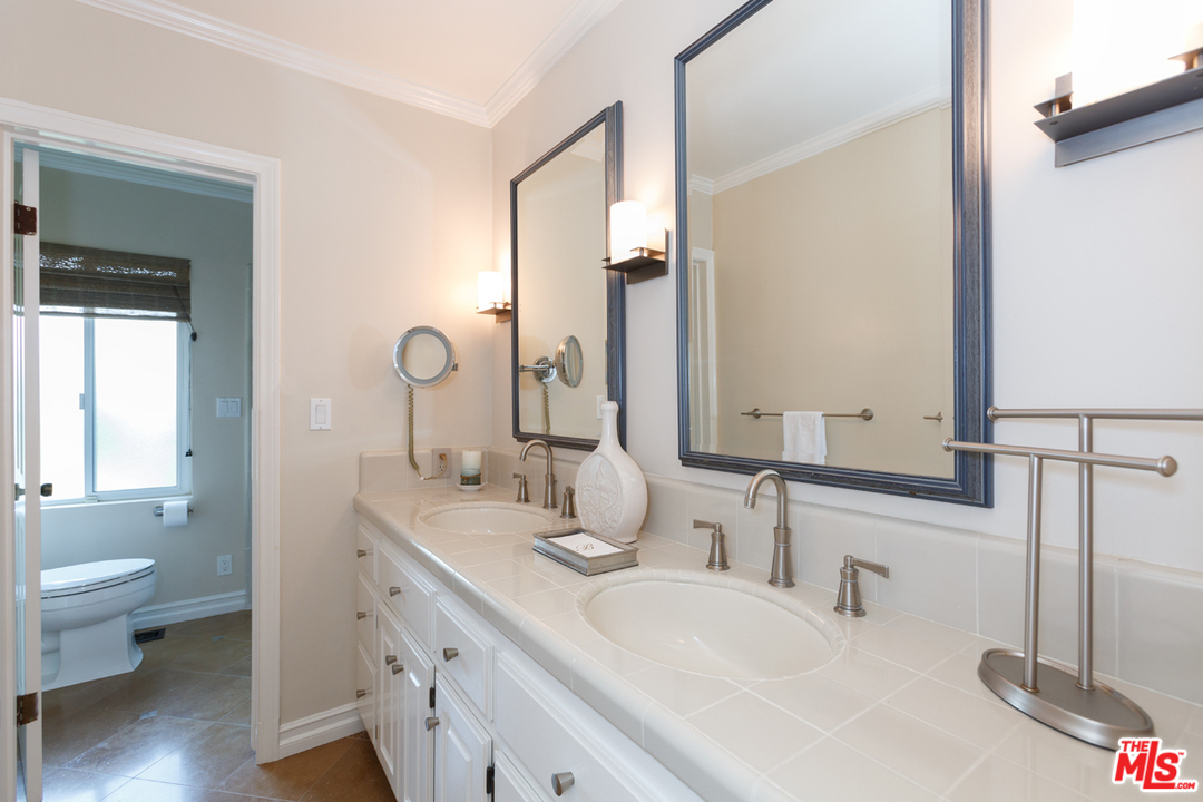 7001 Rindge Avenue Playa del Rey, CA 90293 - Photo 18 of 40