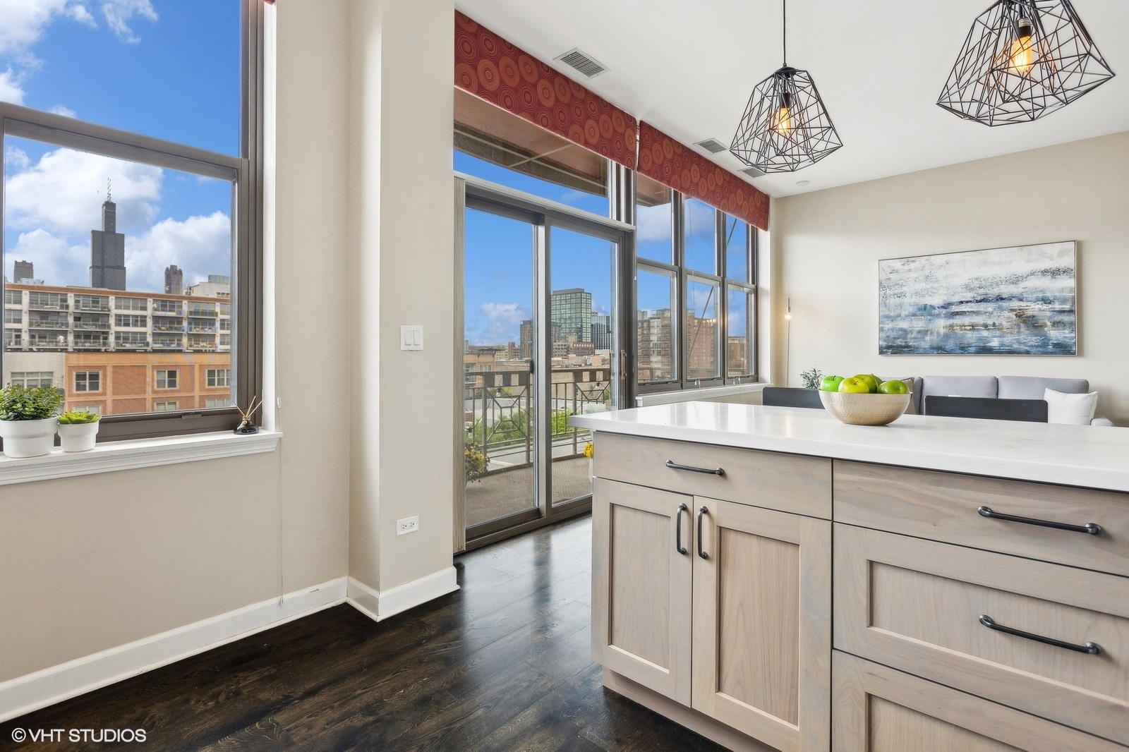15 South Throop Street, Unit 507 Chicago, IL 60607 - Photo 8 of 30 Gallery Image 8