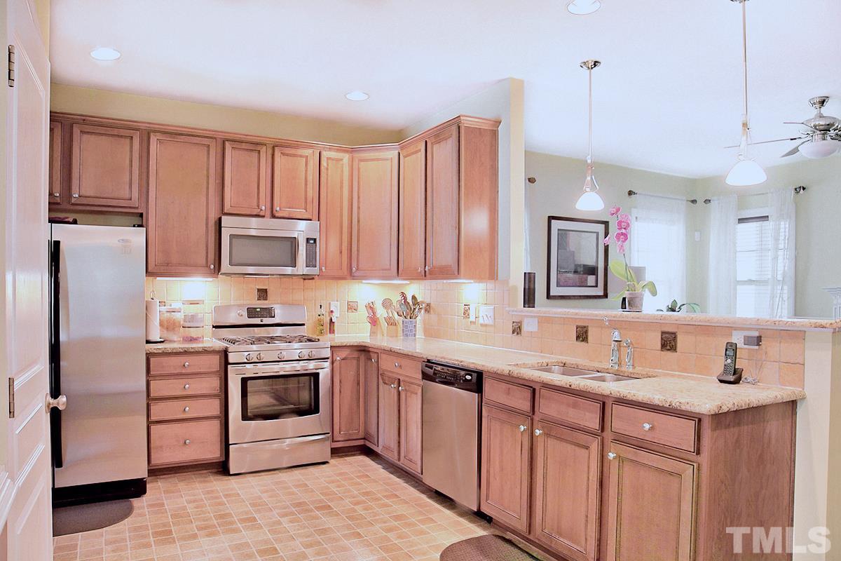 5800 Spring Glen Lane Raleigh, NC 27616 - Photo 5 of 23