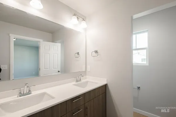 $349,990 | 221 Moose Street, Horseshoe Bend, ID 83629