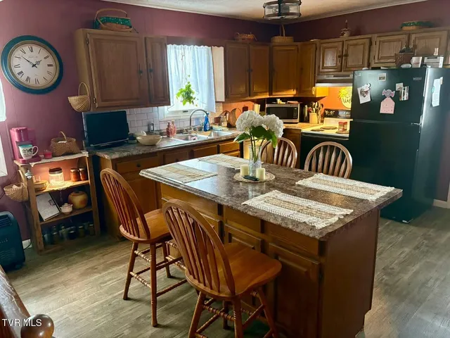 $165,000 | 159 Mountain House Circle, Coeburn, VA 24230