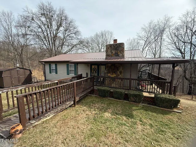 $165,000 | 159 Mountain House Circle, Coeburn, VA 24230