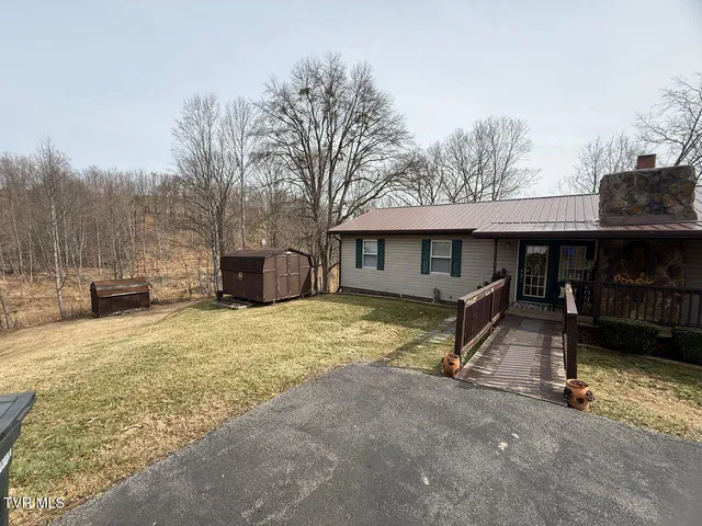 $165,000 | 159 Mountain House Circle, Coeburn, VA 24230
