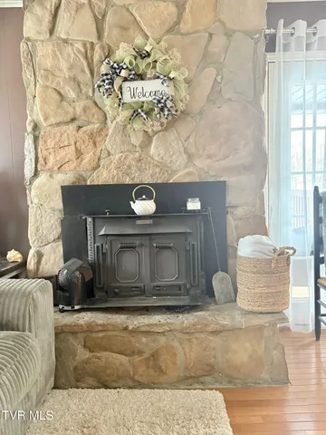 $165,000 | 159 Mountain House Circle, Coeburn, VA 24230