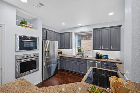 $619,500 | 2242 Ash Grove Way, Dallas, TX 75228