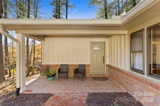 a view of outdoor space