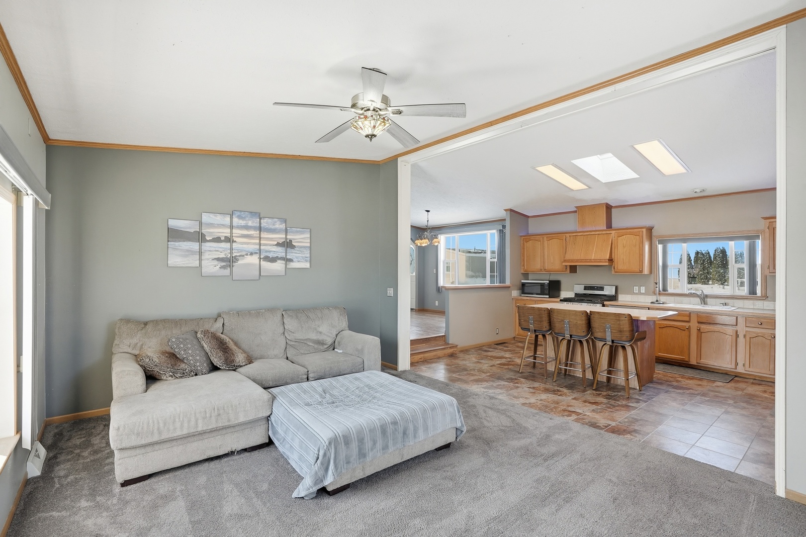 33 Drake Lane Beecher, IL 60401 - Photo 3 of 24