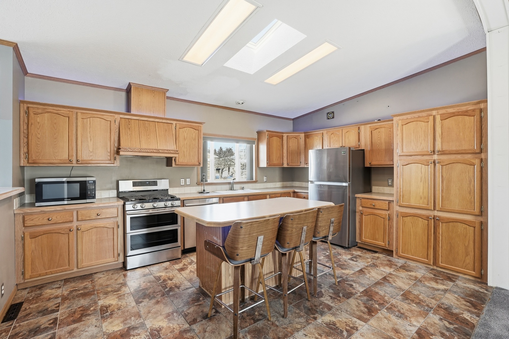 33 Drake Lane Beecher, IL 60401 - Photo 6 of 24